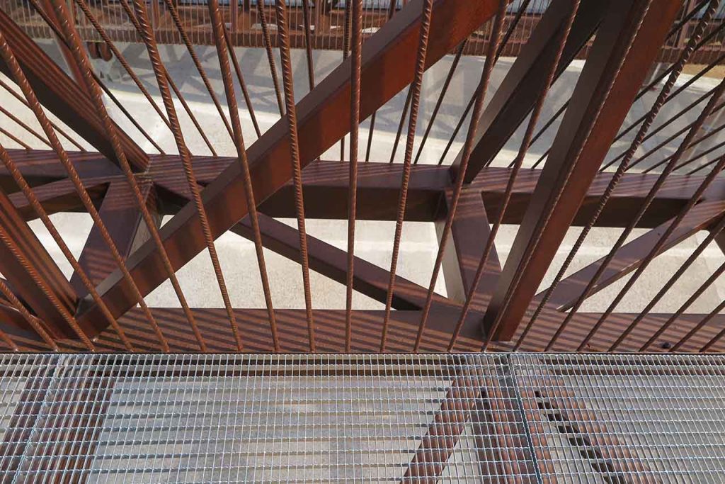 Rusty Steel Footbridge with LINEACOR Products in Sabadell (Barcelona) Spain